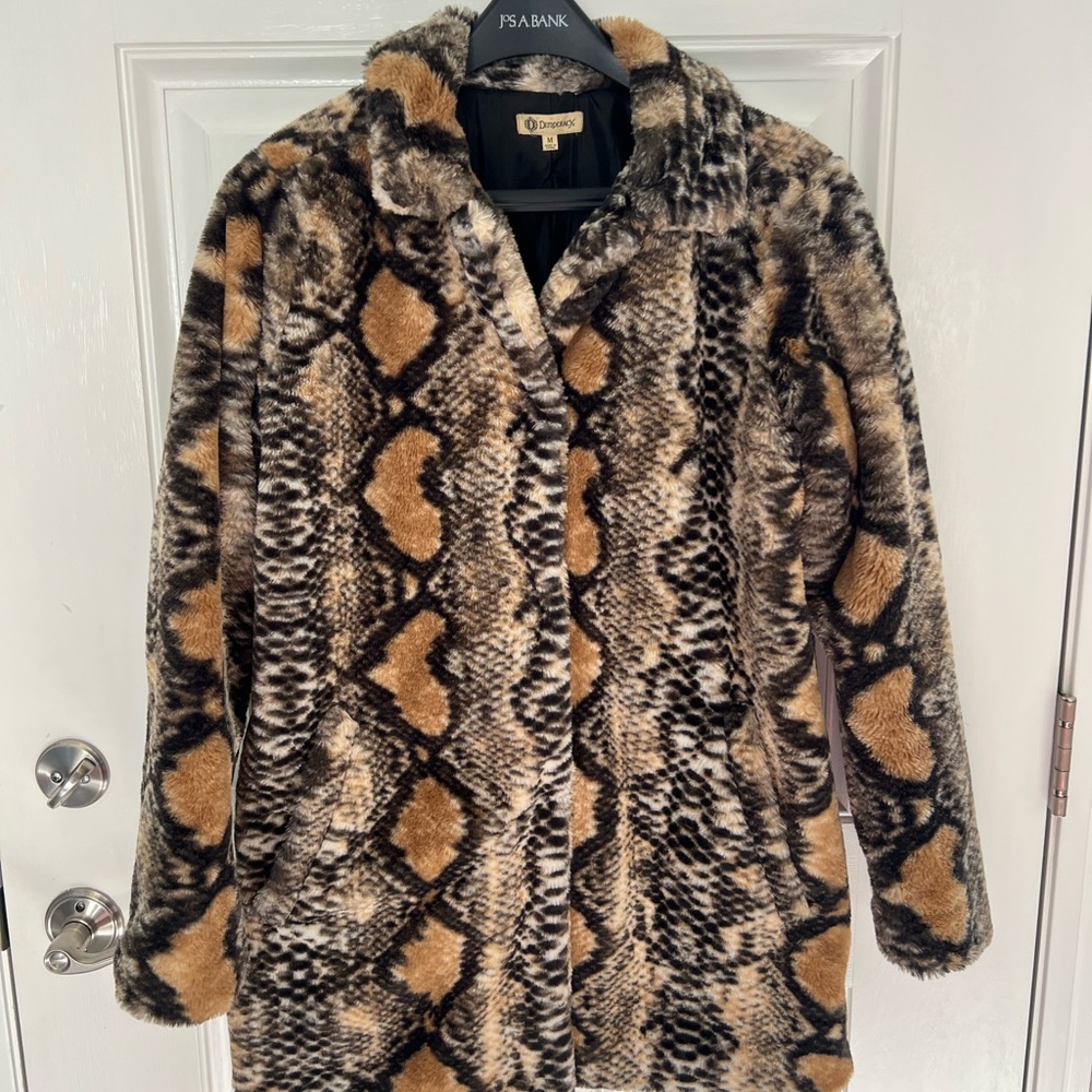 Knee length animal print fur coat.